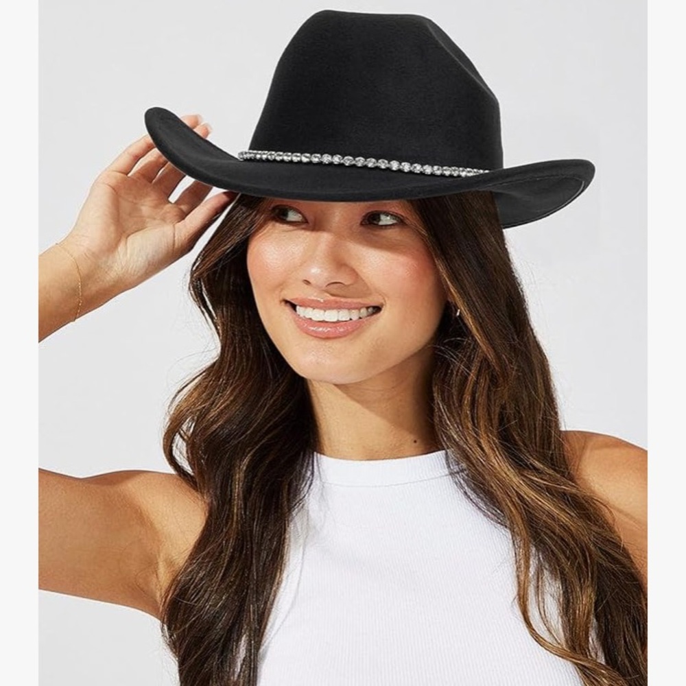 NWT DOSE black /rhinestones cowgirl’s hat.